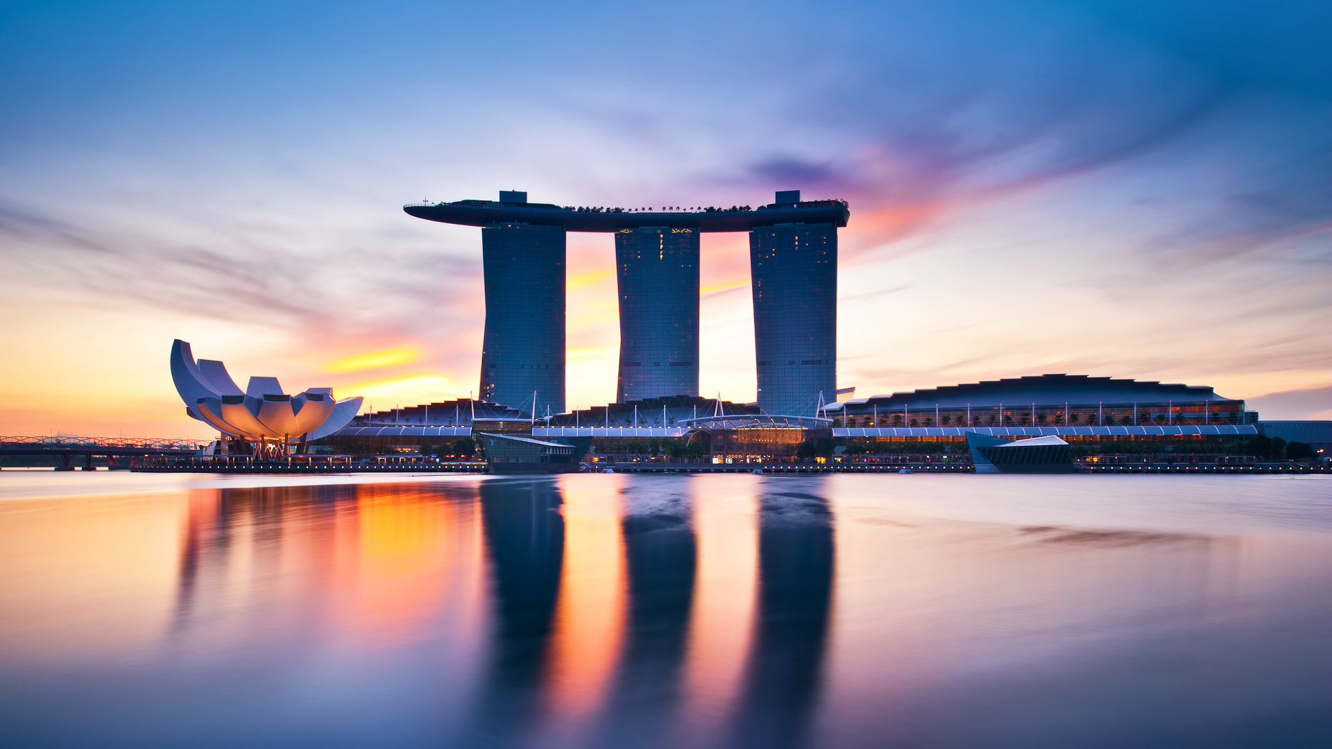 新加坡本科留学费用是多少？