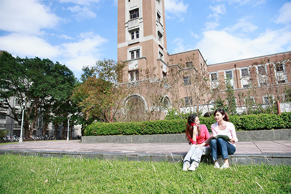 A-Level课程结构是怎样的？它有哪些核心组成部分？